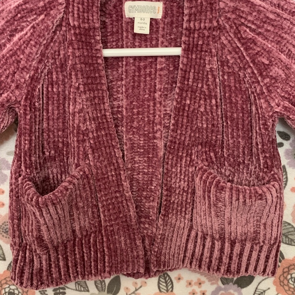 Sweater - Picture 6 of 6